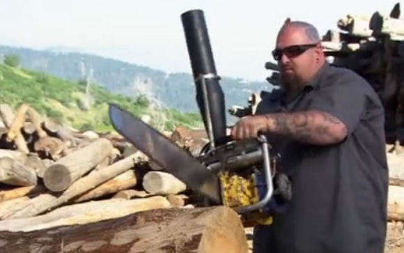 Ton Jones operates a hot saw as seen on Auction Hunters.