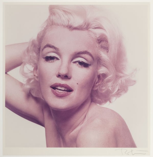 Don`t hate me because I`m beautiful Marilyn-Monroe-Feeling-Good-posed-with-hand-behind-head-semi-nude