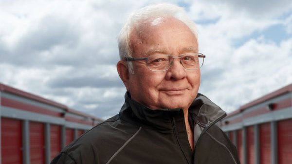 Don Reinhart Auctioneer for Storage Wars: Canada