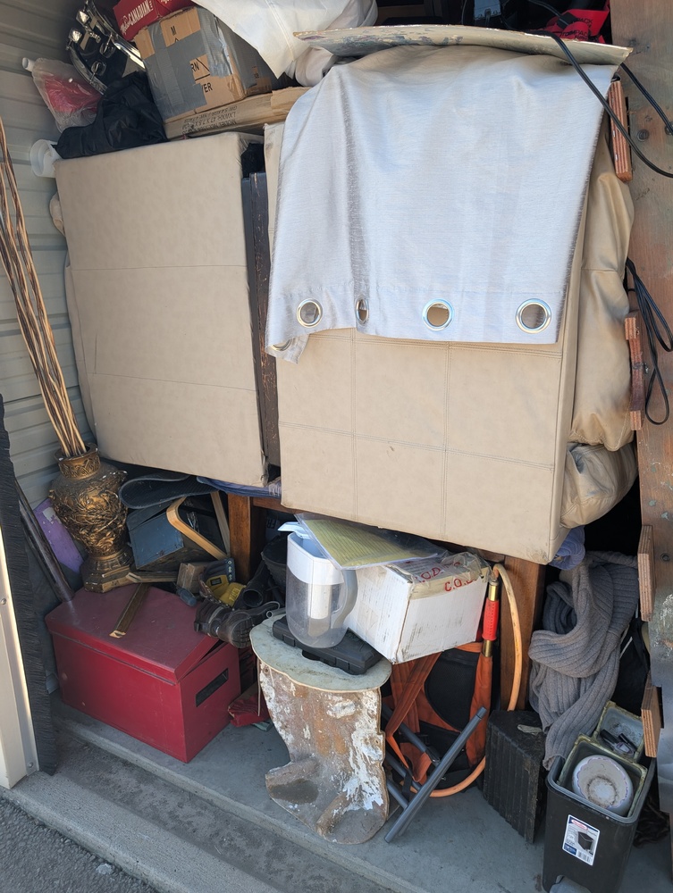 Sentinel Storage Ajax Self storage auction IB-2258