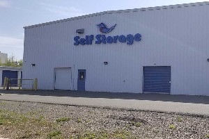 L004 - Bluebird Self Storage - Truro  Photo 3