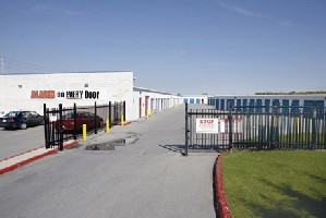 Sentinel Storage Ajax Photo 1