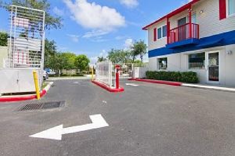 ibid4storage-us-storage-centers-auction-14656609025139