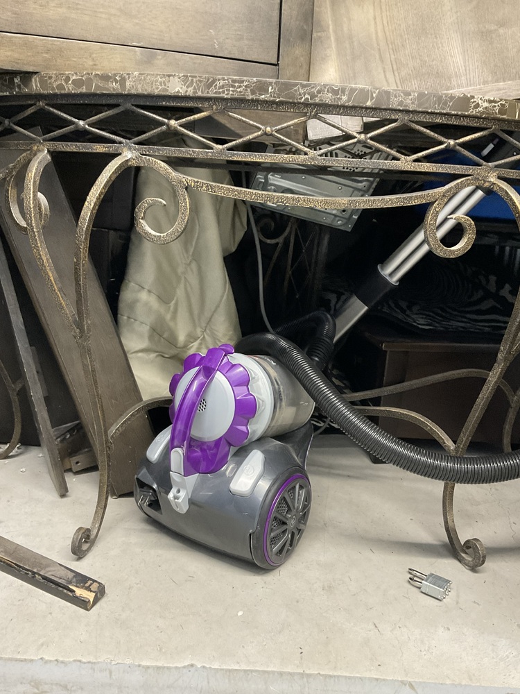 Ibid4storage smartstop self storage auction 17374901872004