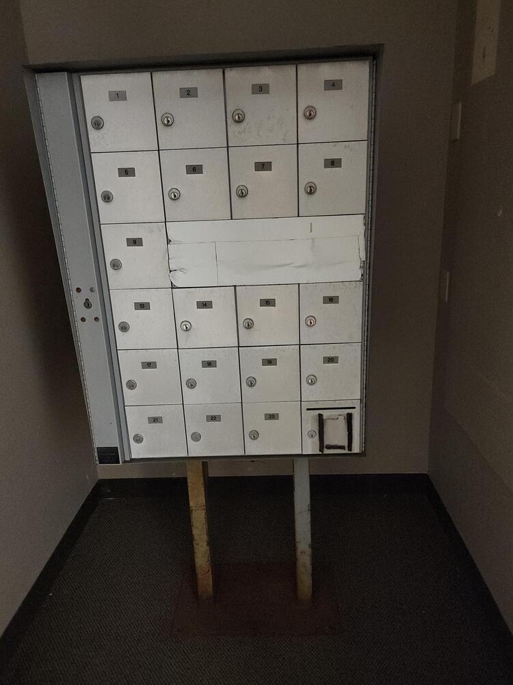 3025 - StorageMart Don Mills Rd Toronto  auction IB-7727 10