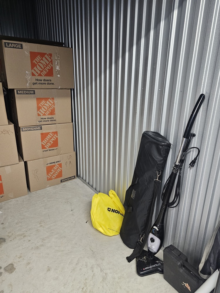 3015 - StorageMart Wicksteed Ave Toronto  auction IB-5354 60