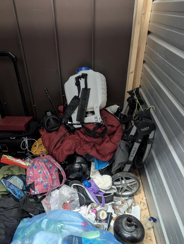 2552 - StorageMart Winterburn RD and 115 Ave  auction IB-7573 10