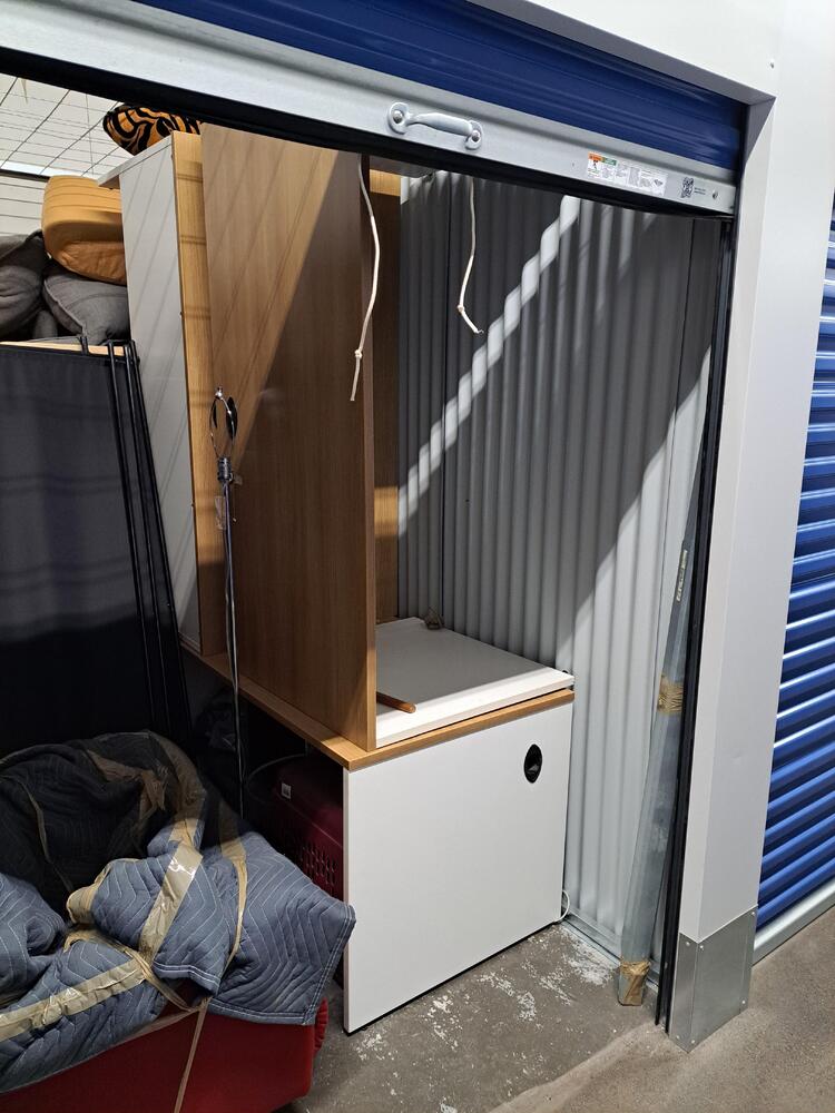 Montreal Mini-Storage - Hodge  auction IB-1515