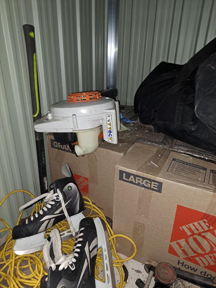 Montreal Mini-Storage - Hodge  auction IB-8882