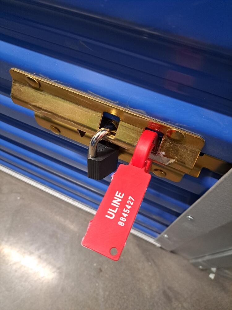 Montreal Mini-Storage - Hodge  auction IB-8882 60