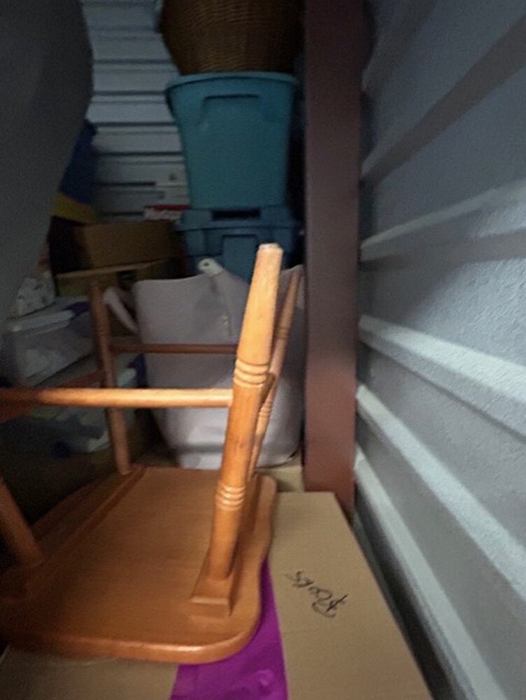 3032 -StorageMart  Ajax  auction IB-9209 10