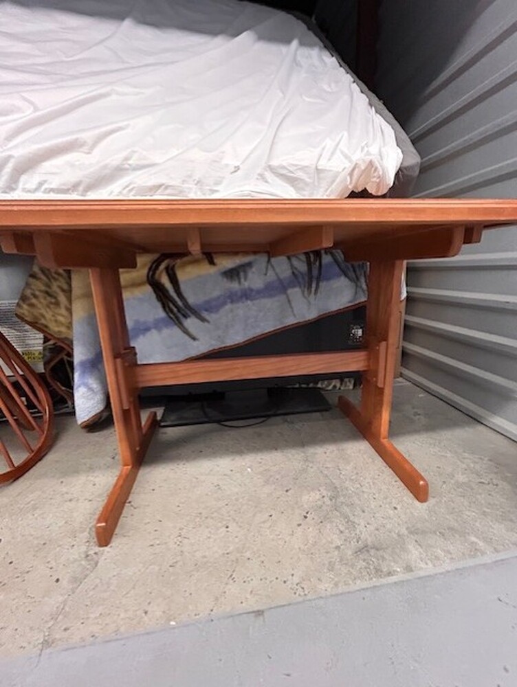 3032 -StorageMart  Ajax  auction IB-9209 20