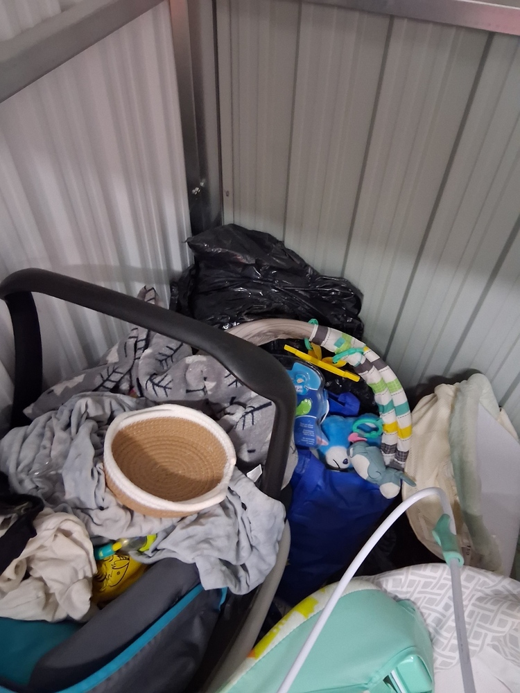 L028 - Depotium Mini-Entrepot - 200 Rue Des Enterprises -   auction IB-5989