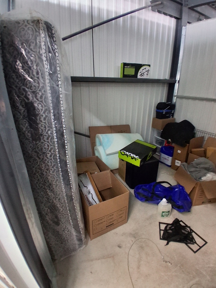 L028 - Depotium Mini-Entrepot - 200 Rue Des Enterprises -   auction IB-9108 10