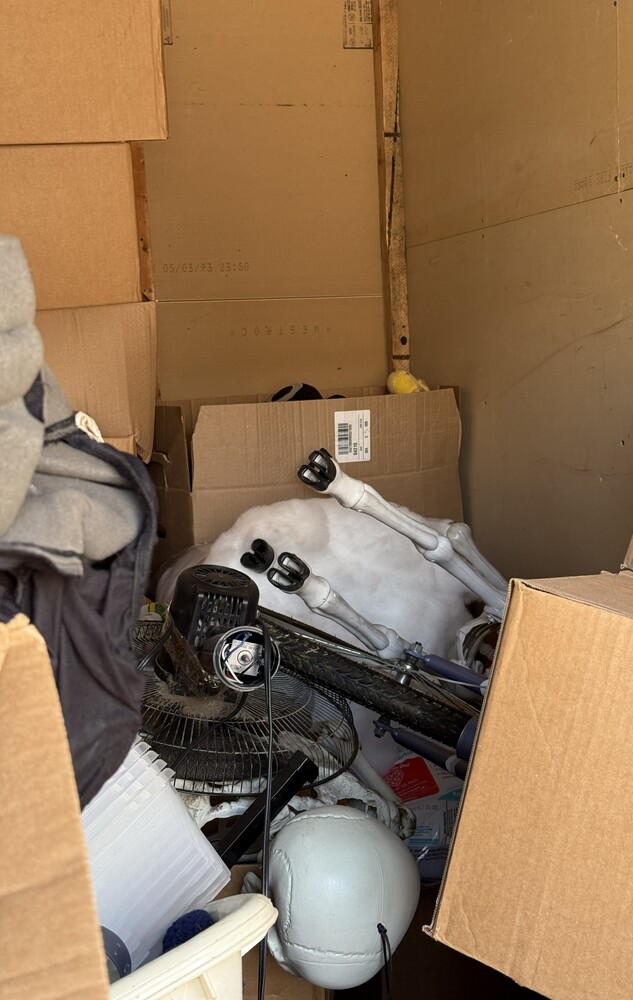 L015 - Access Storage - 37 Scott St -   auction IB-7243