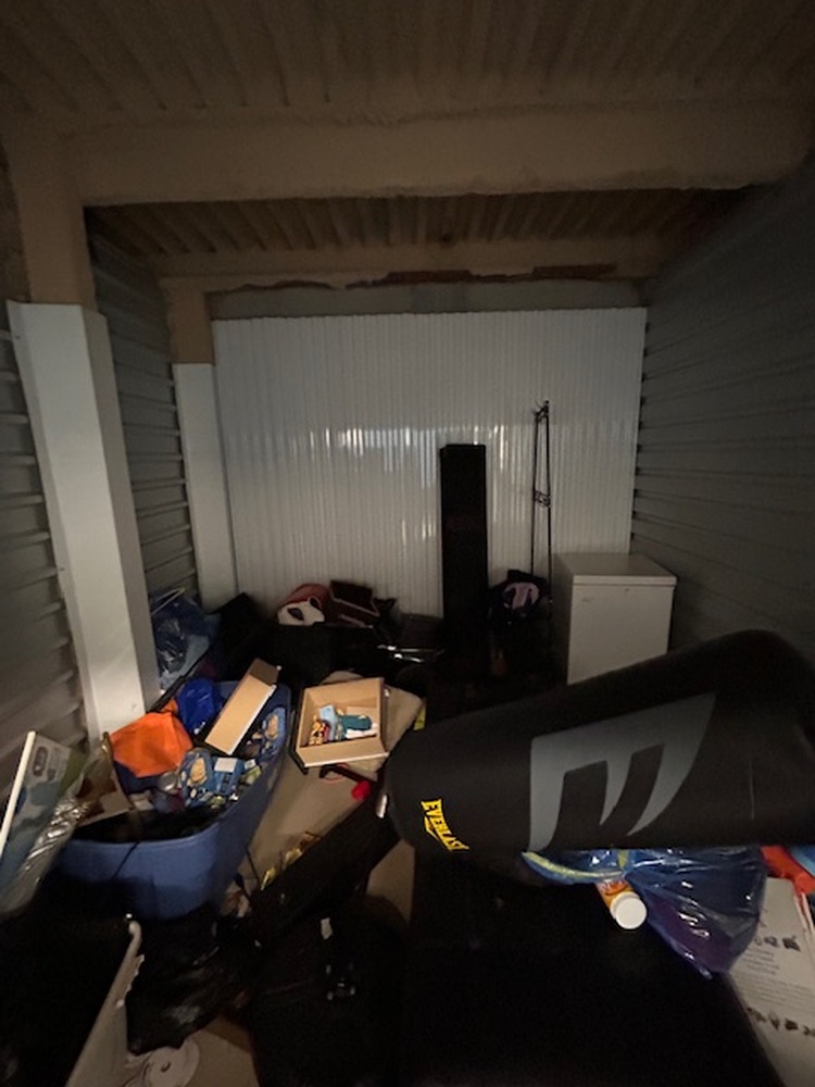 3032 -StorageMart  Ajax  auction IB-9171 50