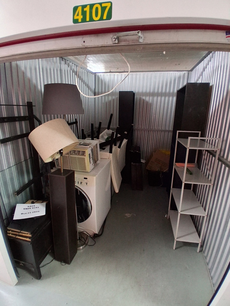 L024 - Depotium Mini-Entrepot - 3555 Boul Cremazie Est -   auction IB-8750 20