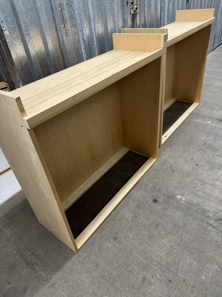 Space Centre Storage  auction IB-4552 50