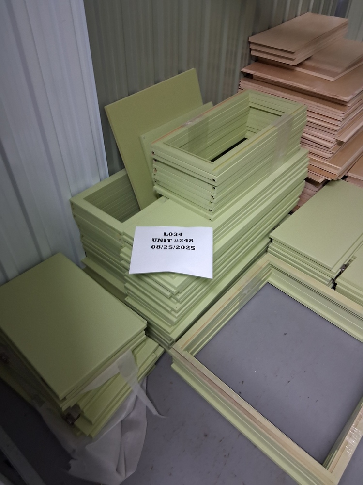 L034 - Depotium Mini-Entrepot - 255 de Castelnau Ouest  -   auction IB-1032