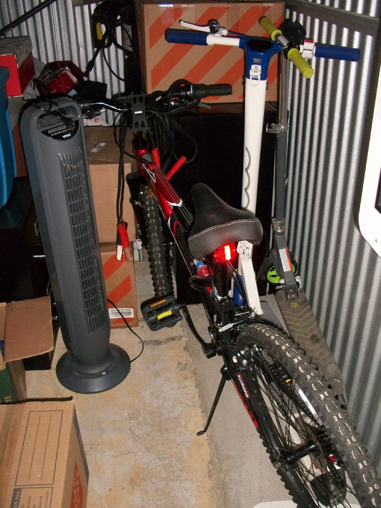 3018 - StorageMart Alden Rd  auction IB-8968 20