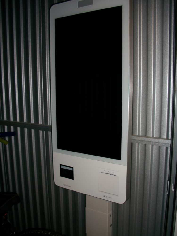 3018 - StorageMart Alden Rd  auction IB-8968 30