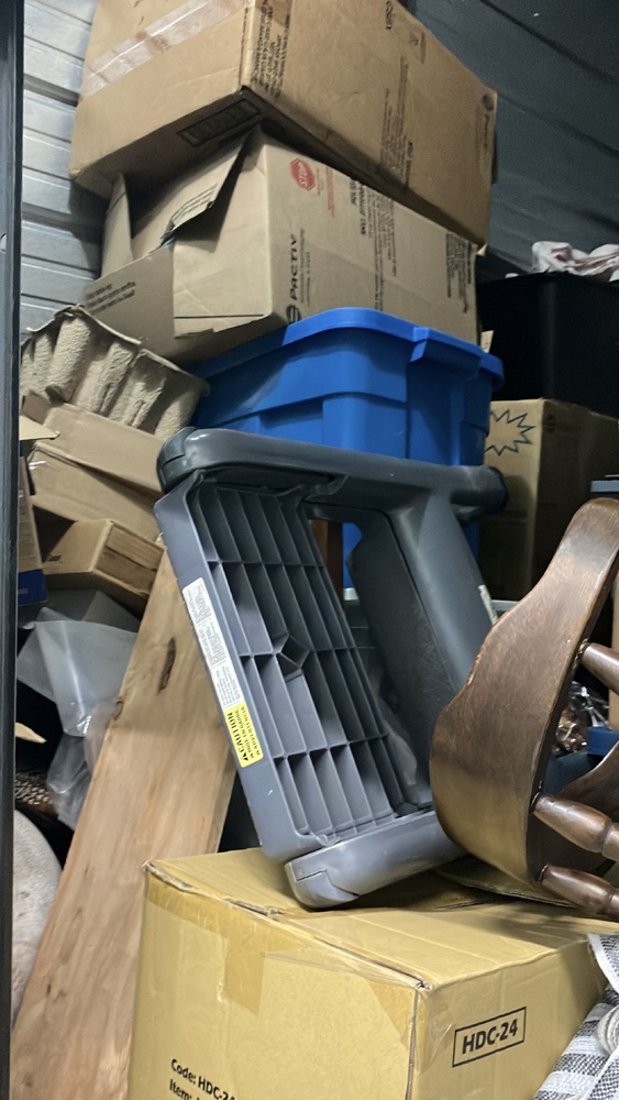 Advanced Self Storage  - North Vancouver  auction IB-1461 20