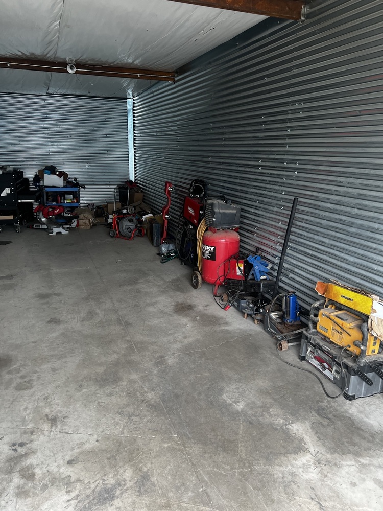 3017 - StorageMart Weston Rd Woodbridge  auction IB-9640 10
