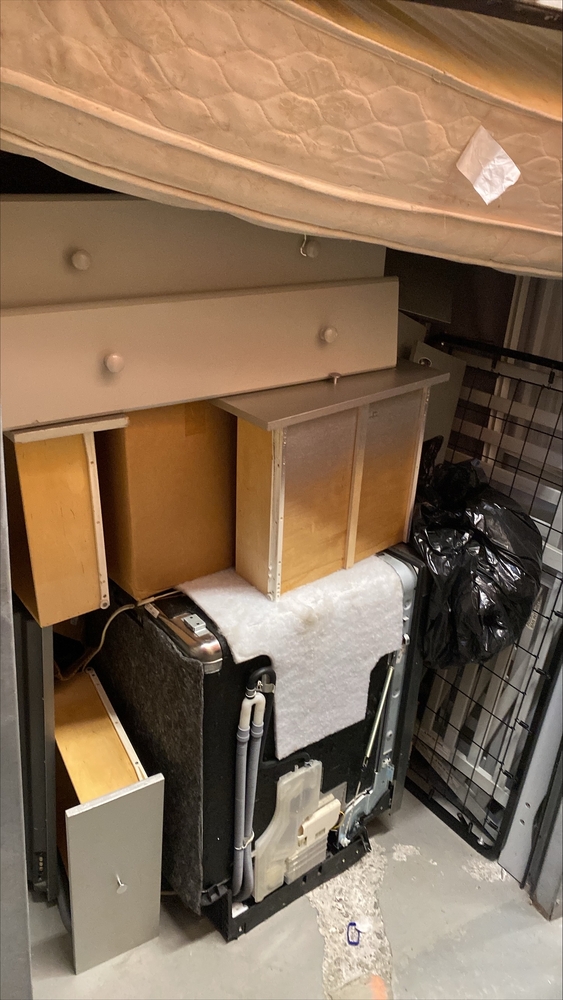 Montreal Mini-Storage - Jarry  auction IB-2421 50