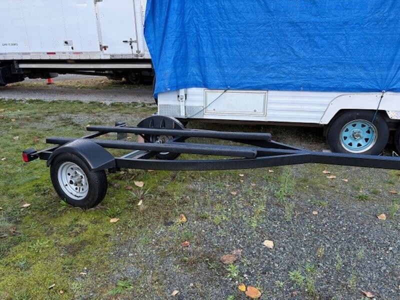 Annacis Lock-Up Storage  auction IB-5083