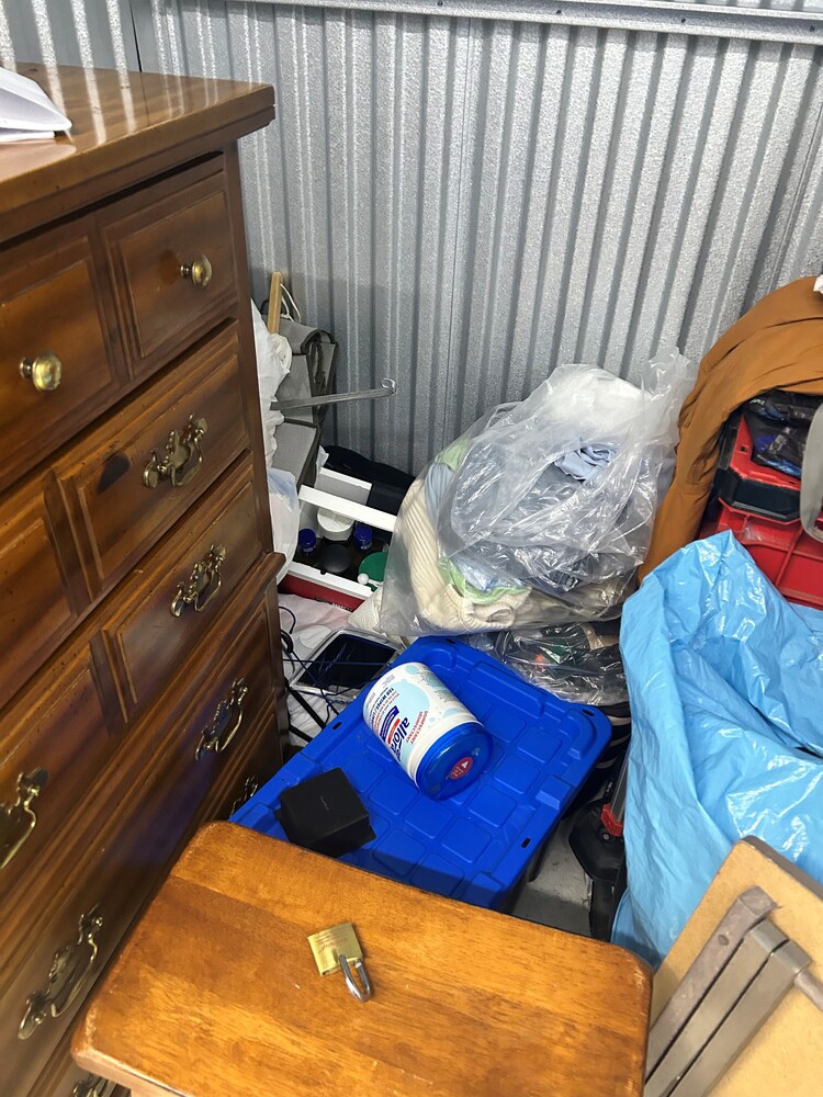 Guard-it Self Storage  auction IB-3403 30