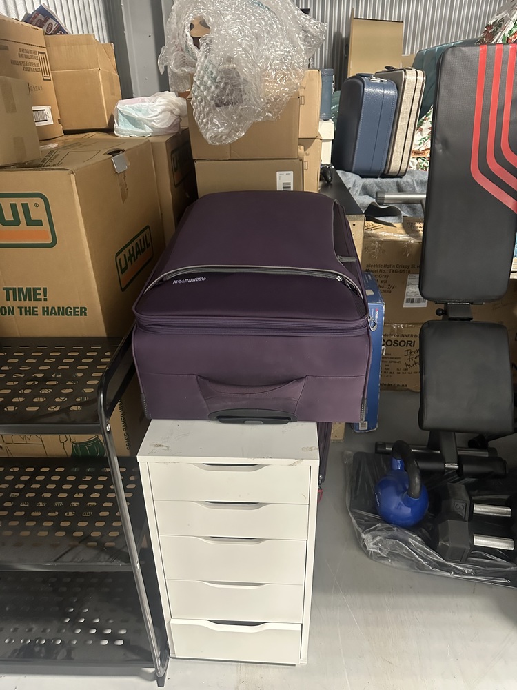 Q SELF STORAGE  auction IB-5538 20