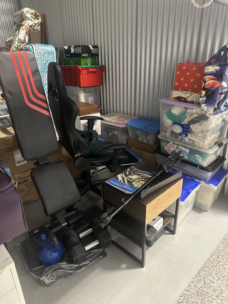 Q SELF STORAGE  auction IB-5538 30