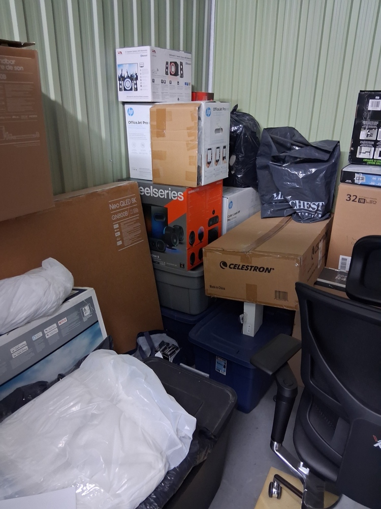 L033  - Depotium Mini-Entrepot - 8469 8iÃ¨me Avenue -   auction IB-4179