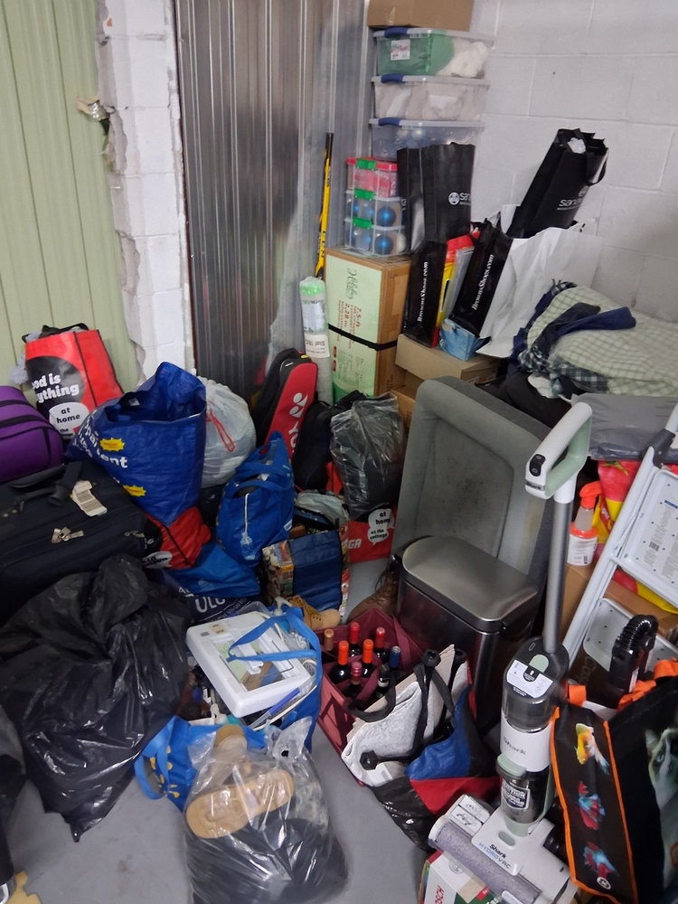 L033  - Depotium Mini-Entrepot - 8469 8iÃ¨me Avenue -   auction IB-4179 30