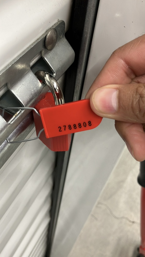 Advanced Self Storage - Maple Meadows  auction IB-8536