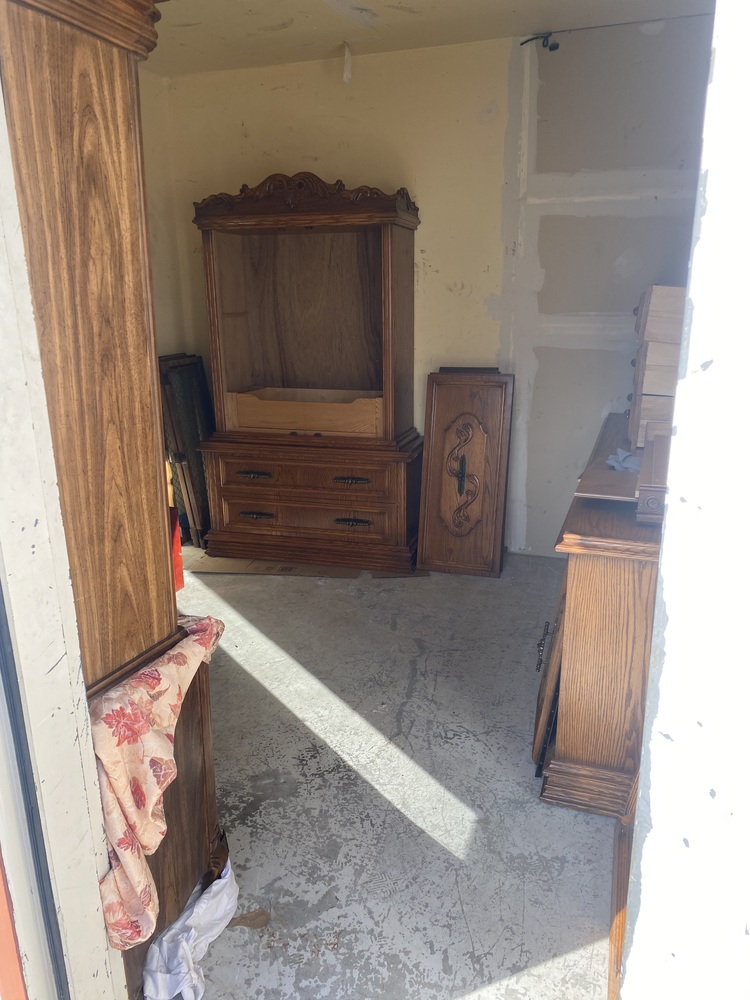 3102 - StorageMart St-Leonard  auction IB-7286