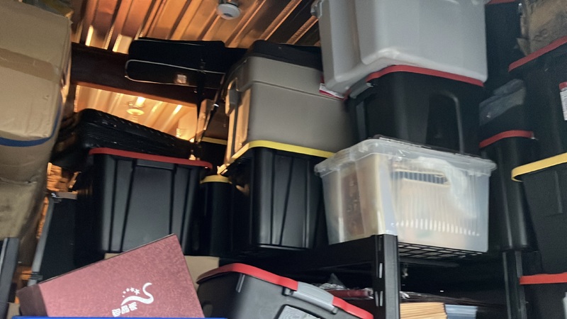 Advanced Self Storage  - North Vancouver  auction IB-5634 100