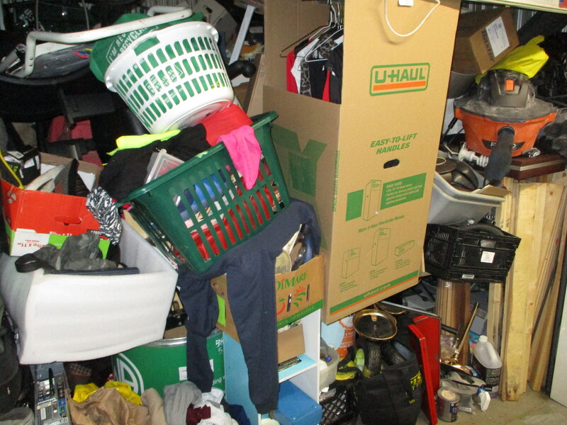 3205 - StorageMart 1st Ave N & Duke St   auction IB-4324 30