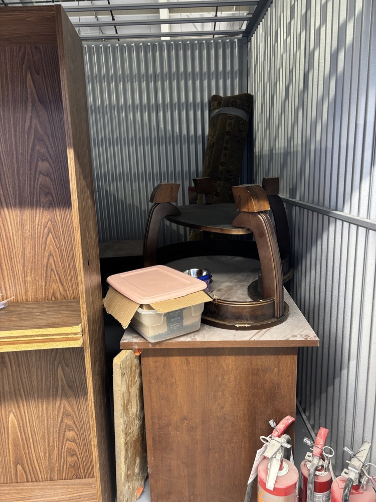 L042 - Access Storage - 3105 Kingsway East -   auction IB-2454 40