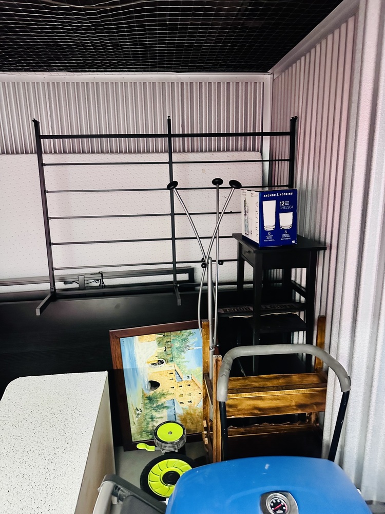 L238 - Access Storage - 1575 Highland Rd. W.  auction IB-3172