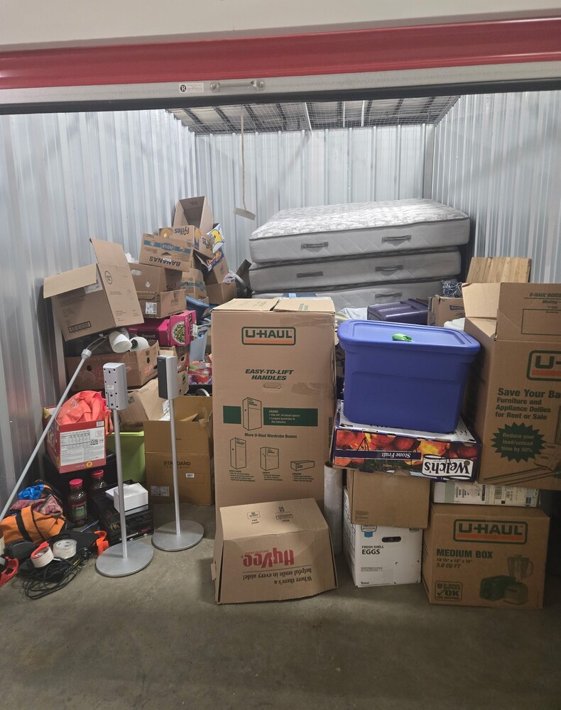 Thats STORbiz - Cedar Rapids Iowa  auction IB-9074