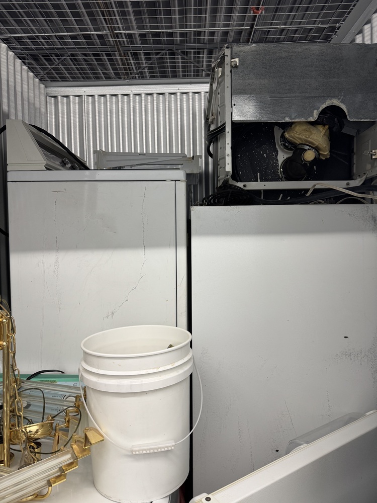 SmartStop Self Storage - 411 Cityview Woodbridge  auction IB-5960