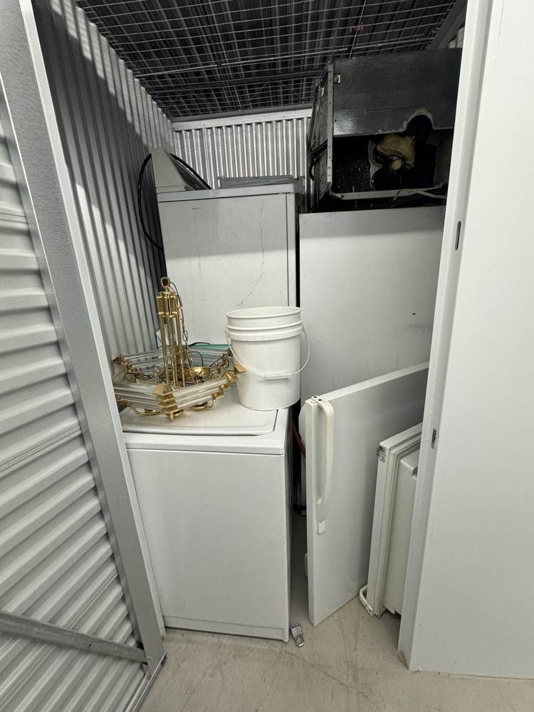 SmartStop Self Storage - 411 Cityview Woodbridge  auction IB-5960 20