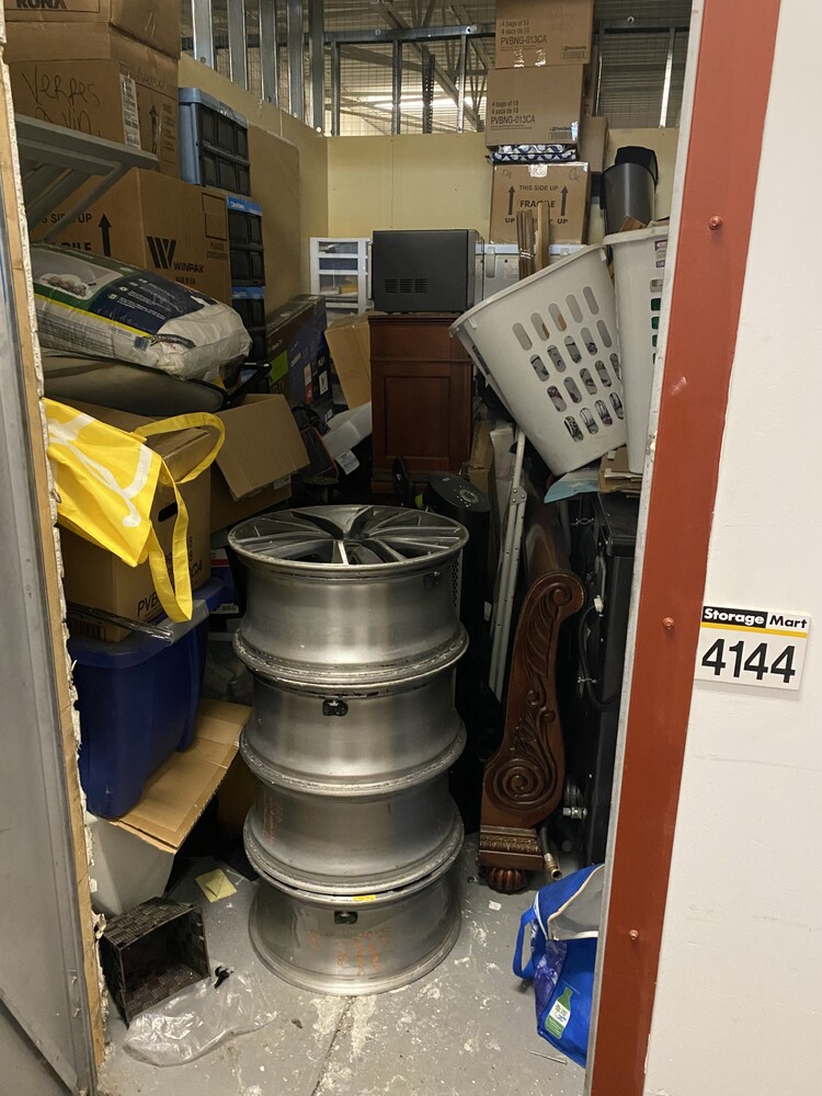 3102 - StorageMart St-Leonard  auction IB-4289 40