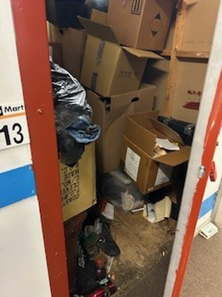 3102 - StorageMart St-Leonard  auction IB-7473