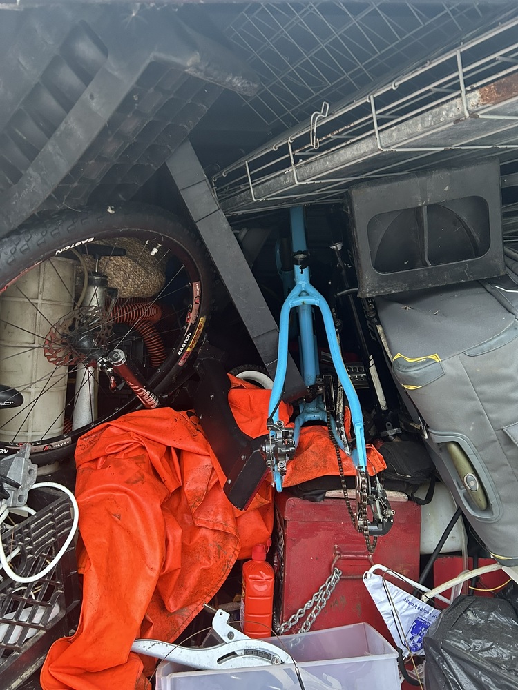 Space at Hand New Hamburg  auction IB-3255 50