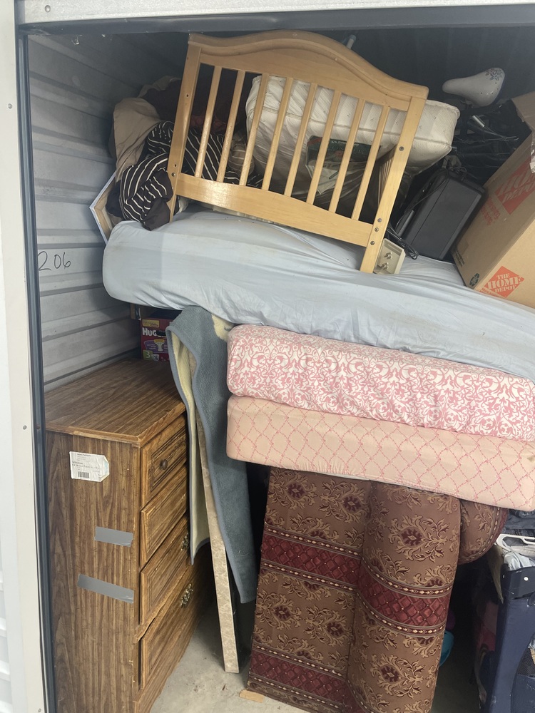 Affordable Attic I  auction IB-9964 10