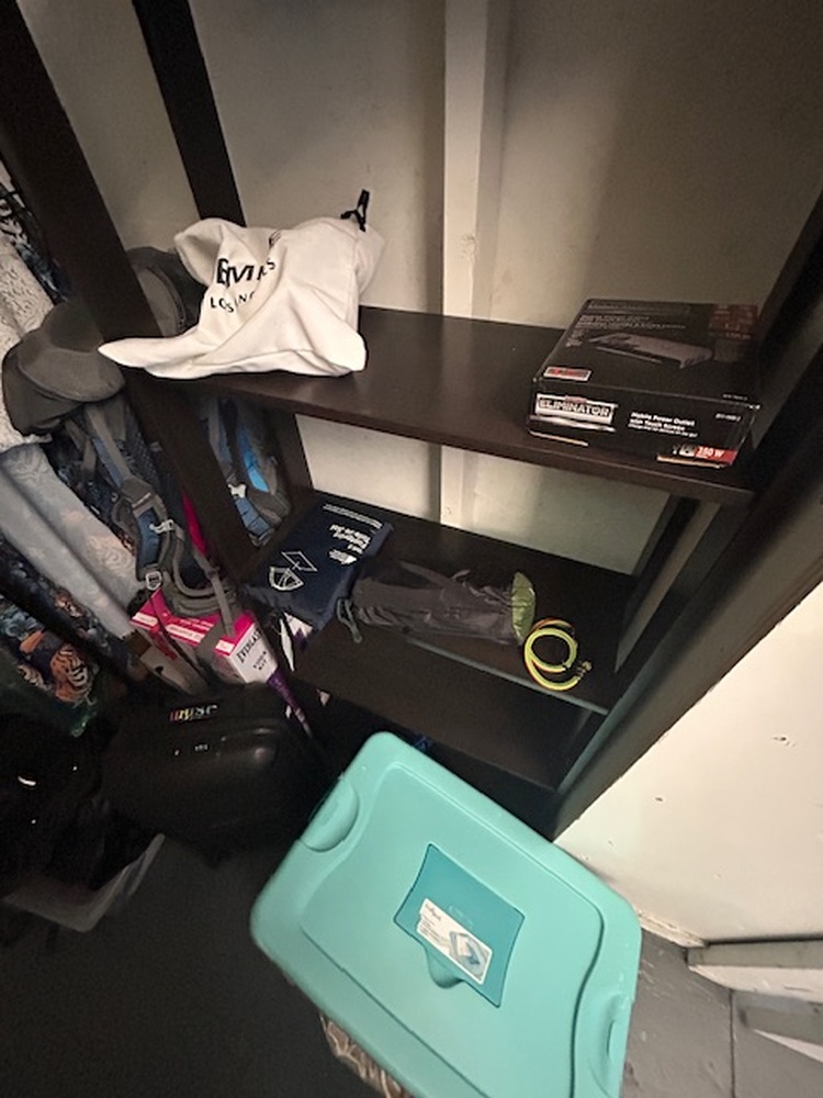 Storguard - Yaletown Mini Storage  auction IB-4120