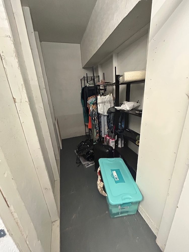 Storguard - Yaletown Mini Storage  auction IB-4120 10