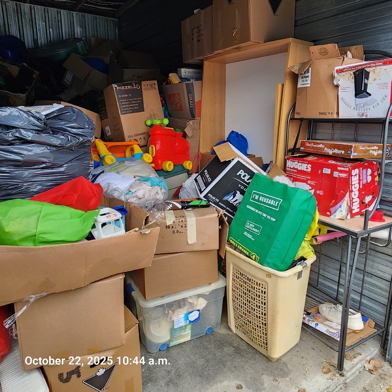 Moving & Storage at Confederation St  auction IB-5265 50